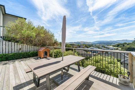 Photo of property in 4 Semaphore Lane, Whitby, Porirua, 5024