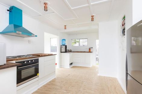 Photo of property in 84 Ocean View Road, Te Arai, Wellsford, 0974