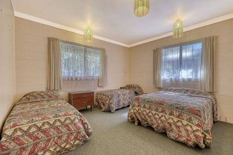 Photo of property in 71 Cable Bay Block Road, Cable Bay, 0420