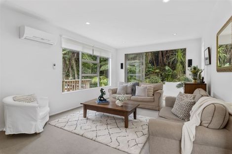Photo of property in 18 Kahikatea Close, Campbells Bay, Auckland, 0630