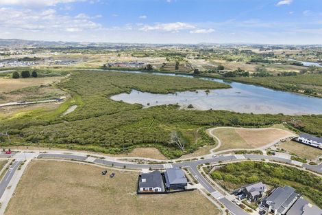 Photo of property in 51 Emerald Avenue, Rosehill, Papakura, 2113