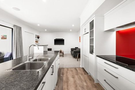 Photo of property in 18 Brookvale Mews, Havelock North, 4130