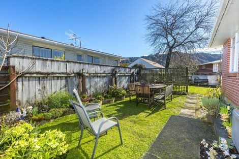 Photo of property in 2/15 Clouston Park Road, Ebdentown, Upper Hutt, 5018