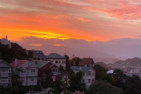 Photo of property in 31 Saint Michaels Crescent, Kelburn, Wellington, 6012