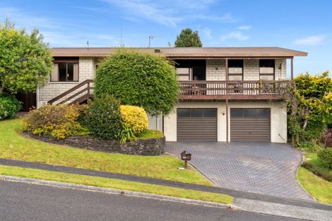 Photo of property in 2 Ajax Place, Welcome Bay, Tauranga, 3112