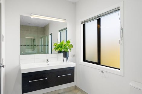 Photo of property in 9 Hikuwai Drive, Albert Town, Wanaka, 9305