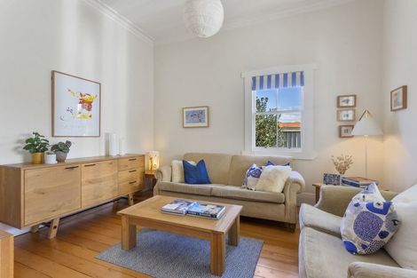 Photo of property in 12b Kawerau Avenue, Devonport, Auckland, 0624