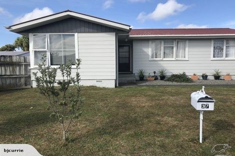 Photo of property in 37 Monowai Place, Westbrook, Palmerston North, 4412