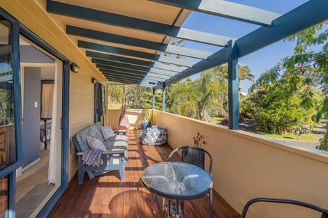 Photo of property in 15 Hilldale Crescent, Kuaotunu West, Whitianga, 3592