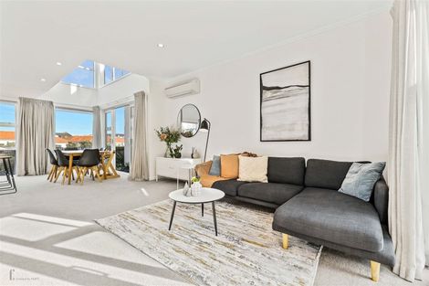 Photo of property in 13 Frances Bryers Road, Hobsonville, Auckland, 0616