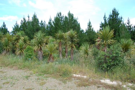 Photo of property in 960a Oneriri Road, Kaiwaka, 0573