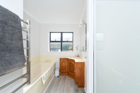 Photo of property in 30 South Street, Feilding, 4702