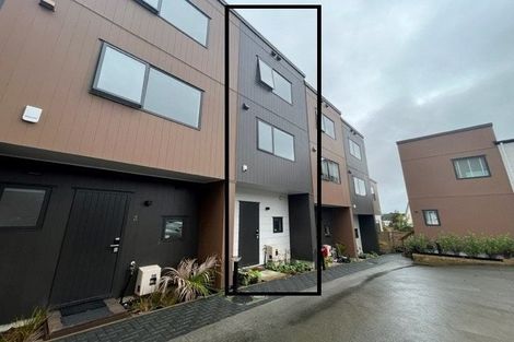 Photo of property in 4/60 Highland Drive, Highland Park, Auckland, 2010