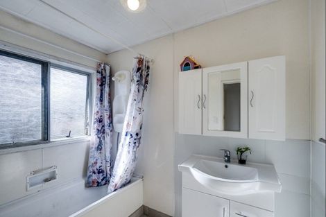 Photo of property in 2/100 Renata Street, Frimley, Hastings, 4120