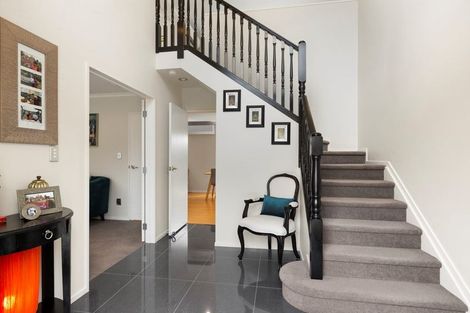 Photo of property in 23 Reeves Road, Pakuranga, Auckland, 2010