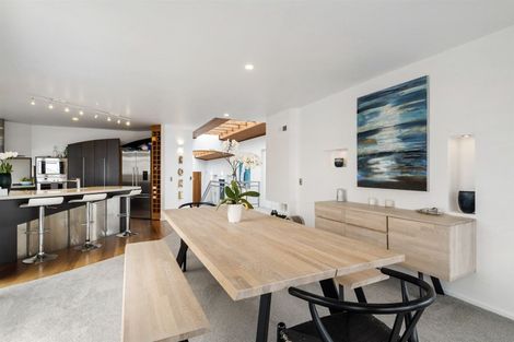 Photo of property in 18 Pacific Parade, Army Bay, Whangaparaoa, 0930