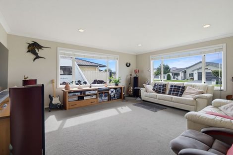 Photo of property in 5 Pania Place, Poraiti, Napier, 4112