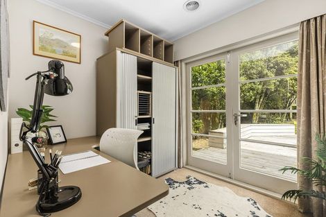 Photo of property in 8 Saint Annes Square, Tawa, Wellington, 5028