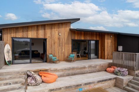 Photo of property in 19 Tunarau Street, Raglan, 3225