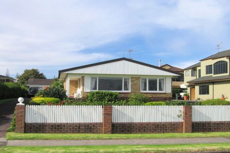 Photo of property in 1/13 The Parade, Bucklands Beach, Auckland, 2012