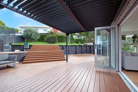 Photo of property in 38 Keegan Drive, Massey, Auckland, 0614