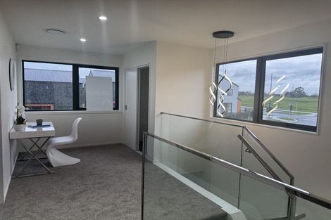 Photo of property in 12 Murray Grey Lane, Karaka, 2580