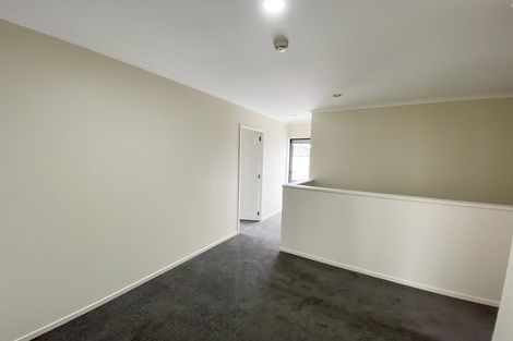 Photo of property in 23 Baverstock Road, Flat Bush, Auckland, 2016
