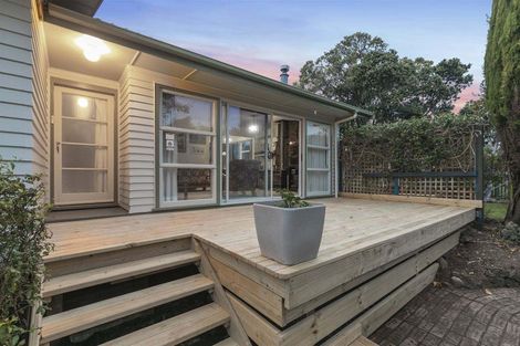 Photo of property in 102 Gills Road, Bucklands Beach, Auckland, 2014