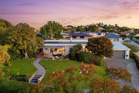 Photo of property in 216 Welcome Bay Road, Welcome Bay, Tauranga, 3112