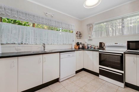 Photo of property in 115 Stredwick Drive, Torbay, Auckland, 0630
