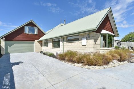 Photo of property in 7 Milesbrook Close, Rangiora, 7400