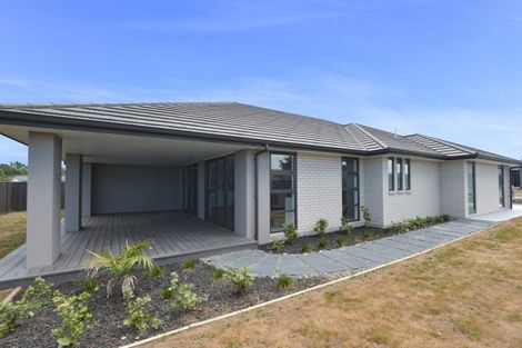 Photo of property in 59 Stace Hopper Drive, One Tree Point, 0118