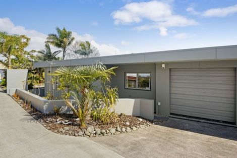 Photo of property in 1/7 Pinero Place, Bucklands Beach, Auckland, 2014