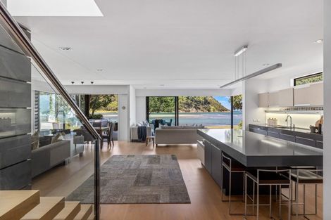 Photo of property in 28 The Strand, Waiwera, Orewa, 0994