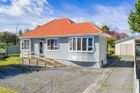 Photo of property in 1 Ruataniwha Street, Waipukurau, 4200
