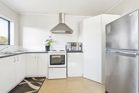 Photo of property in 9 Eloise Place, Clendon Park, Auckland, 2103