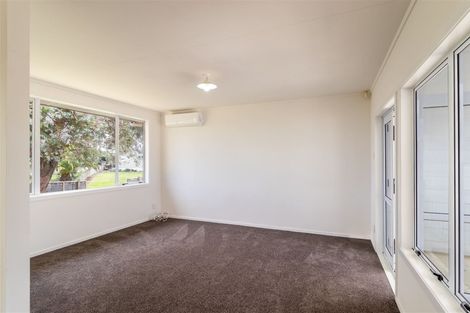 Photo of property in 73 Calthorp Close, Favona, Auckland, 2024