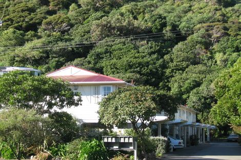 Photo of property in 2/371 Muritai Road, Eastbourne, Lower Hutt, 5013