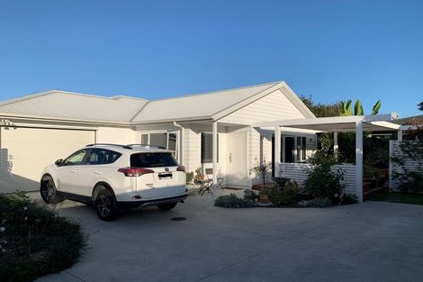 Photo of property in 62b Puketapu Road, Taradale, Napier, 4112