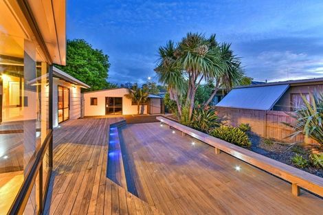 Photo of property in 23 Bluewater Place, Wattle Downs, Auckland, 2103