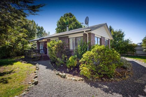 Photo of property in 9 Cliff Street, Coalgate, 7673