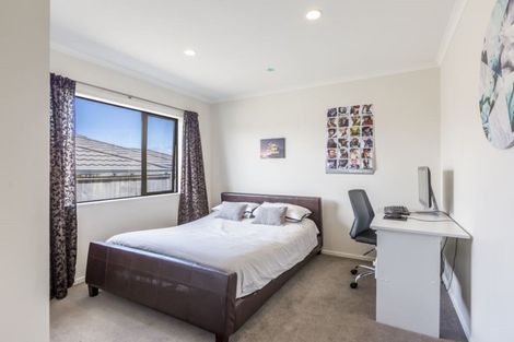 Photo of property in 131 Vipond Road, Stanmore Bay, Whangaparaoa, 0932