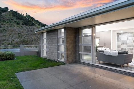 Photo of property in 278 Lakes Boulevard, Pyes Pa, Tauranga, 3112