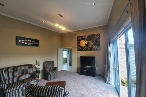 Photo of property in 4 Parkvue Drive, Bell Block, New Plymouth, 4312