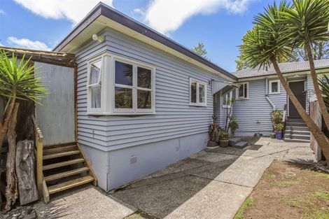 Photo of property in 7 Kamara Road, Glen Eden, Auckland, 0602