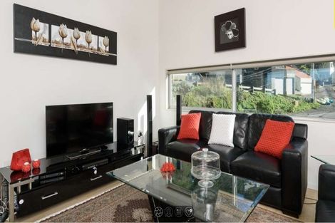 Photo of property in 18/2 Onslow Road, Khandallah, Wellington, 6035