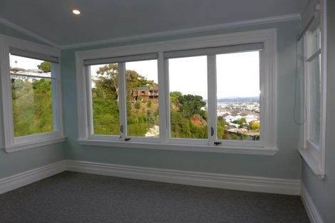 Photo of property in 5 Kowhai Road, Bluff Hill, Napier, 4110