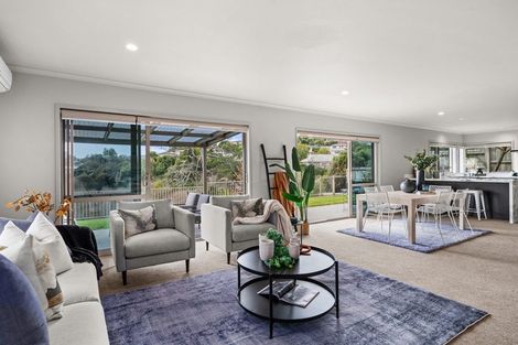 Photo of property in 162 Oteki Park Drive, Welcome Bay, Tauranga, 3112