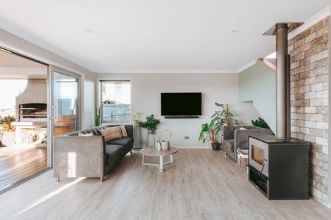 Photo of property in 5 Wairere Rise, Omokoroa, 3114