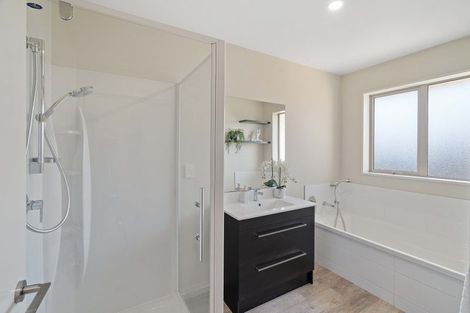 Photo of property in 24 Strauss Drive, Rolleston, 7614